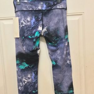 lululemon Pants - Lululemon Wonder Under Crops lululemon Pants - Lululemon Wonder Under Crops